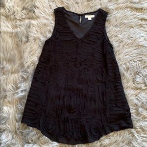 Black sleeveless top